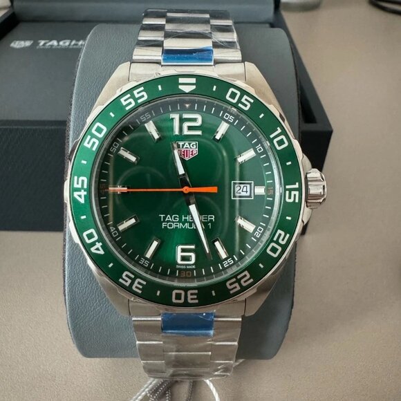 Authentic TAG Heuer Formula 1 Dial 43mm Men's Quartz Steel Watch WAZ1017.BA0842 - Picture 2 of 8